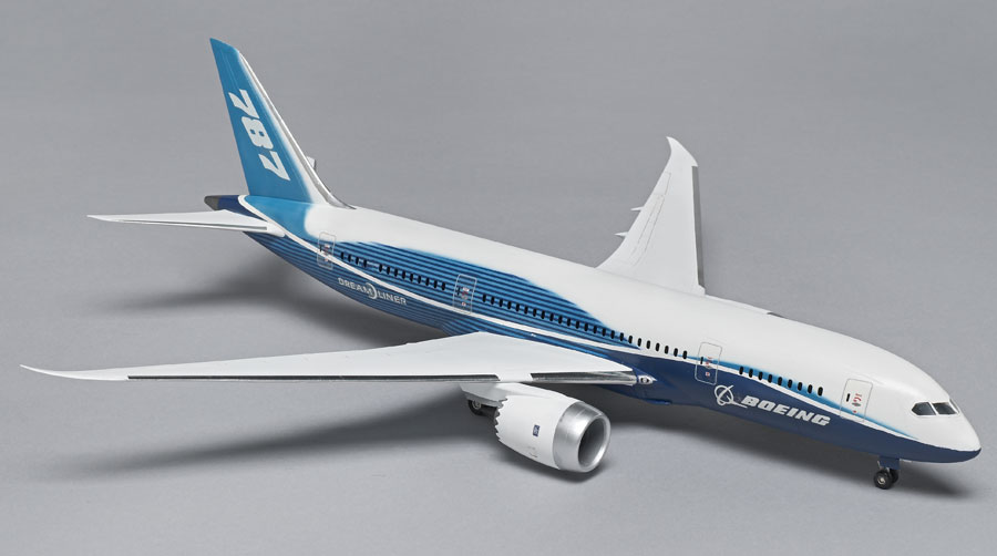 Zvezda 1/144 Boeing 787 Dreamliner # 7008 