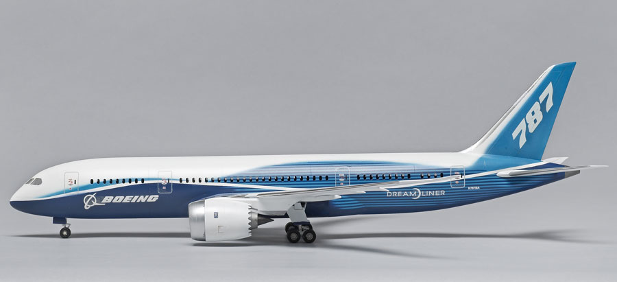 scale 1/144 Zvezda Model Kit 7008 Civil airliner Boeing 787-8 "Dreamliner" 