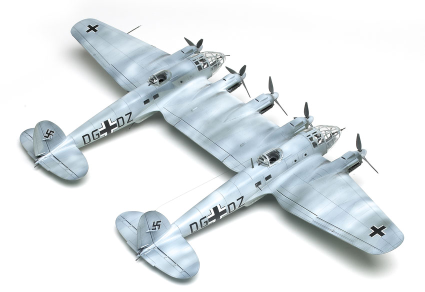 Hasegawa He 111Z Zwilling in 1/72 Scale – Inch High Guy
