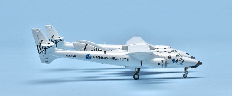 Revell Germany 1/144 scale SpaceShipTwo and WhiteKnightTwo