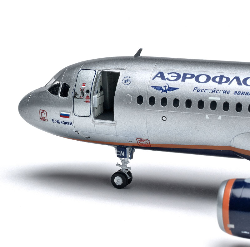 A-321 & A-320 Zvezda Special 2 AIRBUSES OFFER 7017 & 7003 1/144 