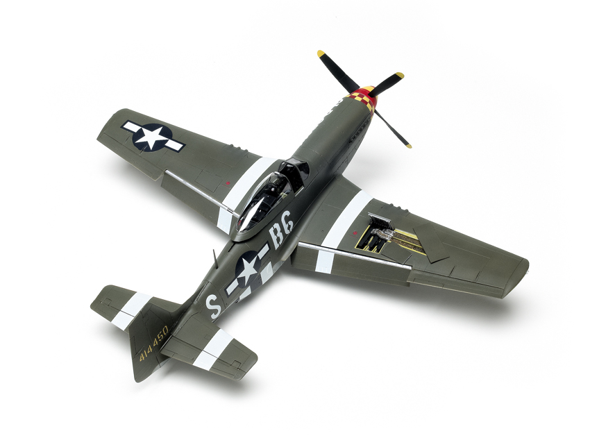 P-51 MUSTANG モデルキット SWS 1/32 P-51D マスタング プラスチックモデルキット : Amazon