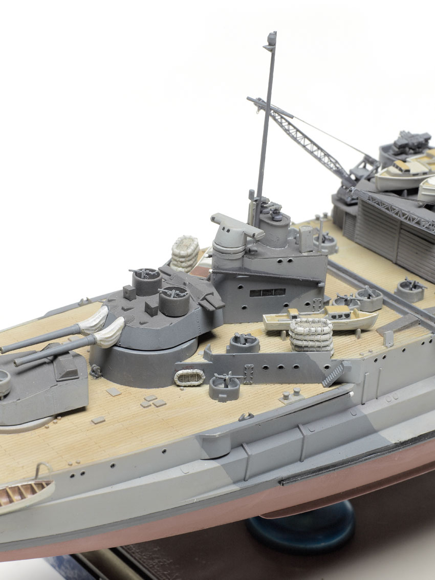 Academy 1/350 scale HMS 