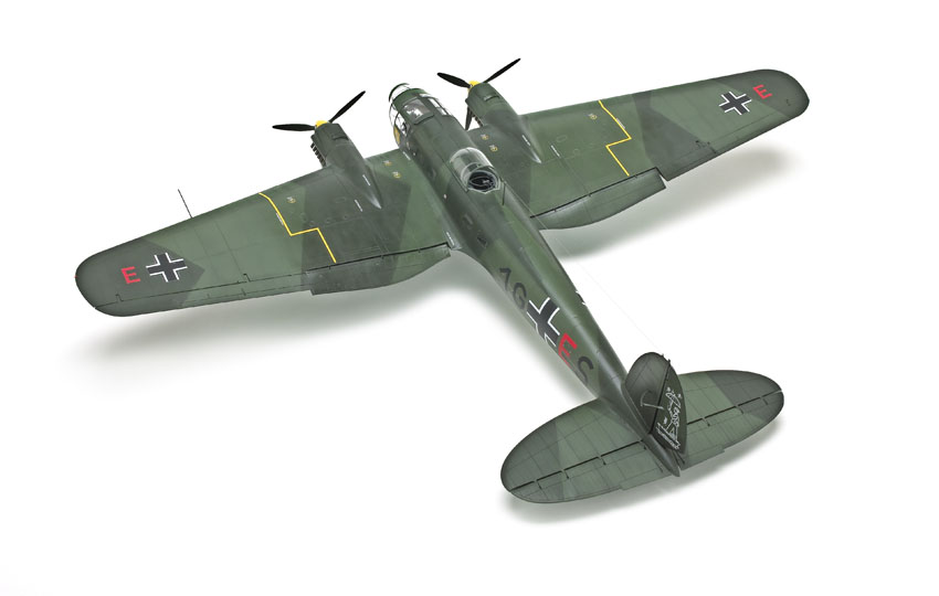 s33.1.30.eightman‼️1/32Ju88A-1、he111p s-l400.jpg