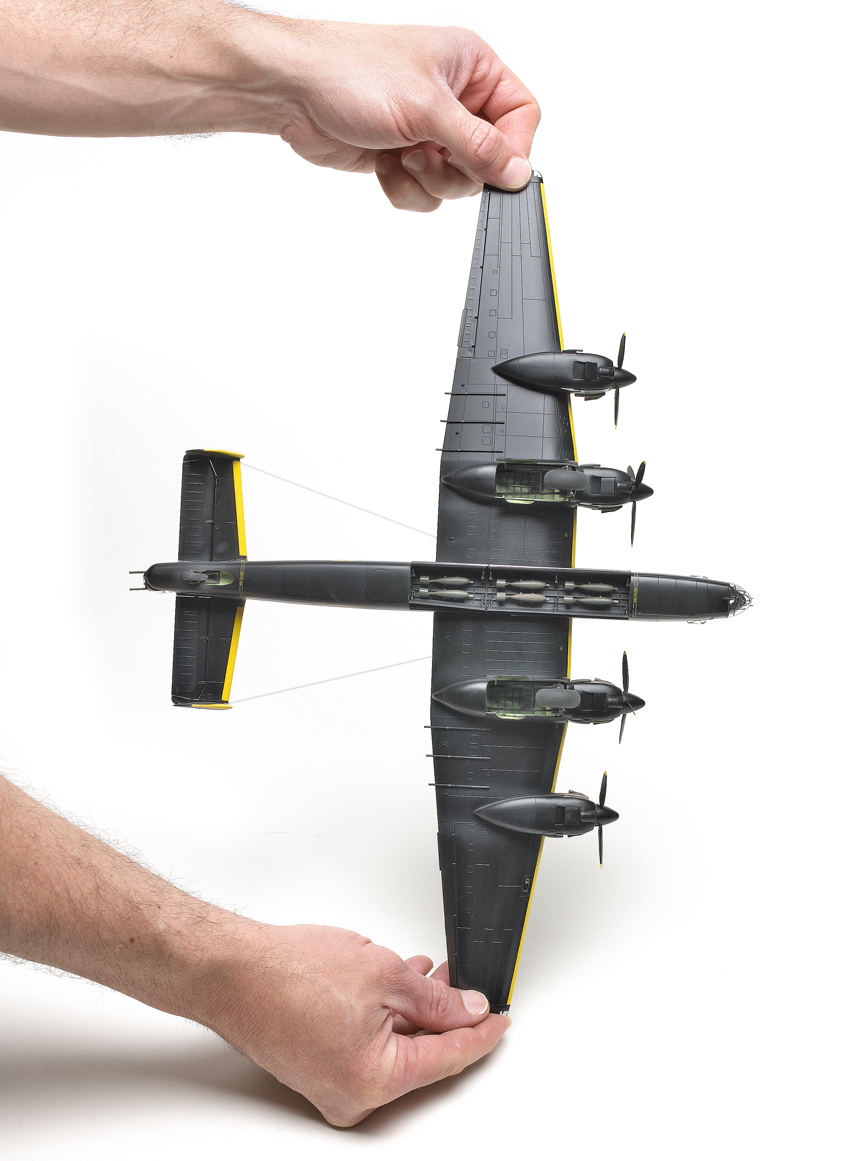 Revell Germany 1/72 Scale Handley Page Halifax B Mk.I/II GR.II ...