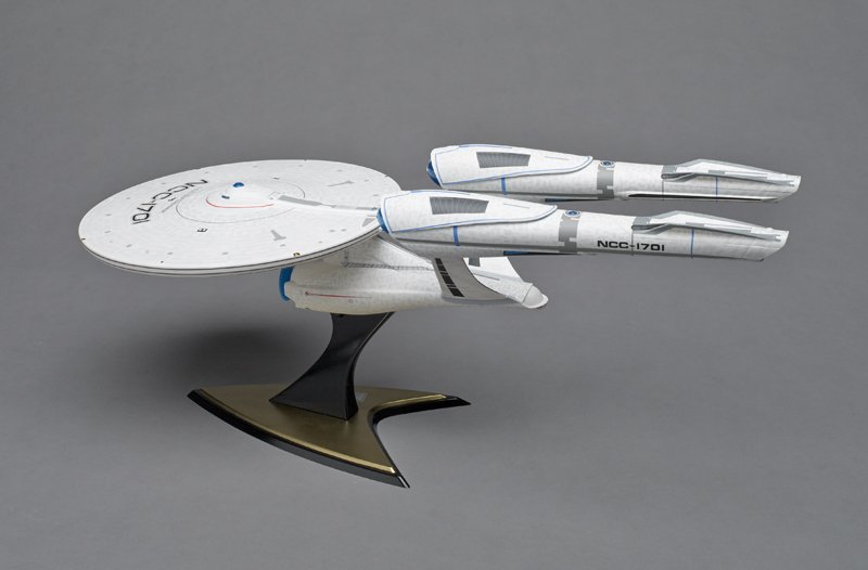 FSM-WB0714_Revell_Startrek_Enterprise_02