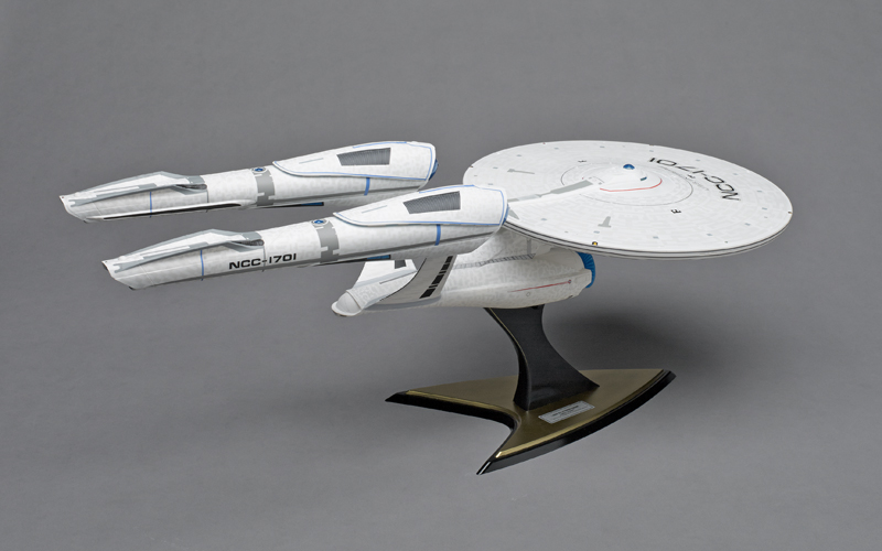 FSM-WB0714_Revell_Startrek_Enterprise_03