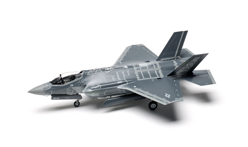 FSM-WB0314_Italeri_F-35A_02