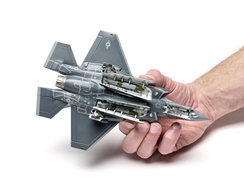 Neu Italeri 1409-1//72 F-35A Lightning II