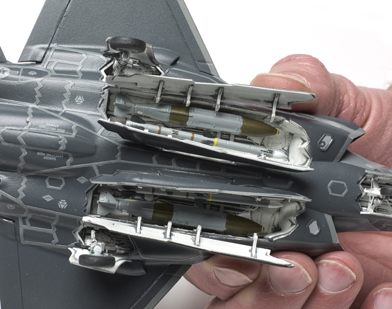 FSM-WB0314_Italeri_F-35A_06