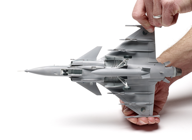 1/48 グリペン　サーボ　キティーホーク キティホークモデル 1/48 サーブ Jas-39 A/C グリペン