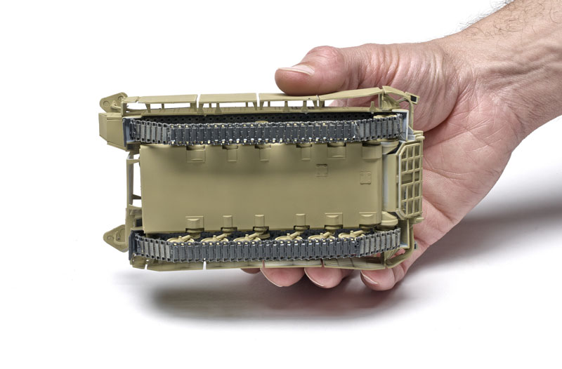 FSM-WB1014_Airfix_Warrior_02