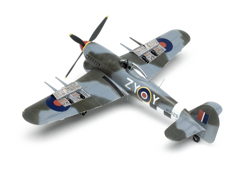 Airfix_Hawker_Typhoon05
