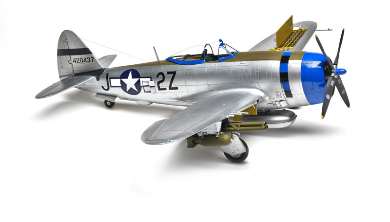 Neu Kinetic K3207-1:24 P-47D Thunderbolt Bubble Top