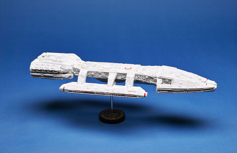 Moebius Models 1/4105 scale Battlestar Galactica | Finescale