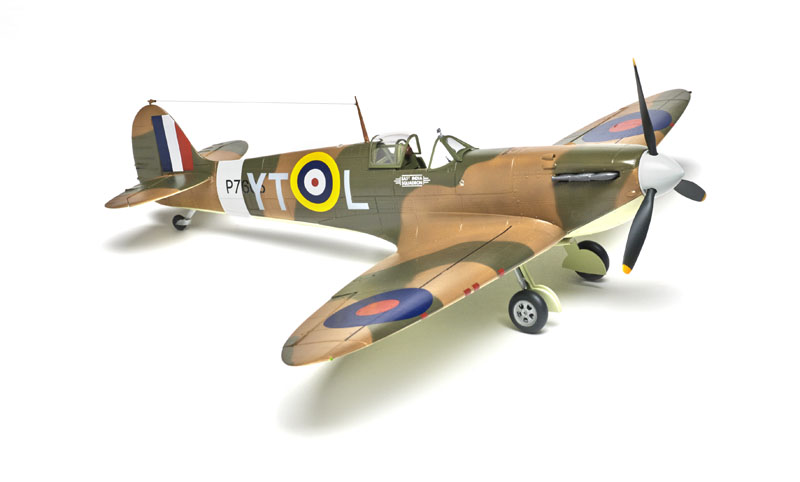 FSM-WB0115_Revell_Spitfire_MkIIa_03