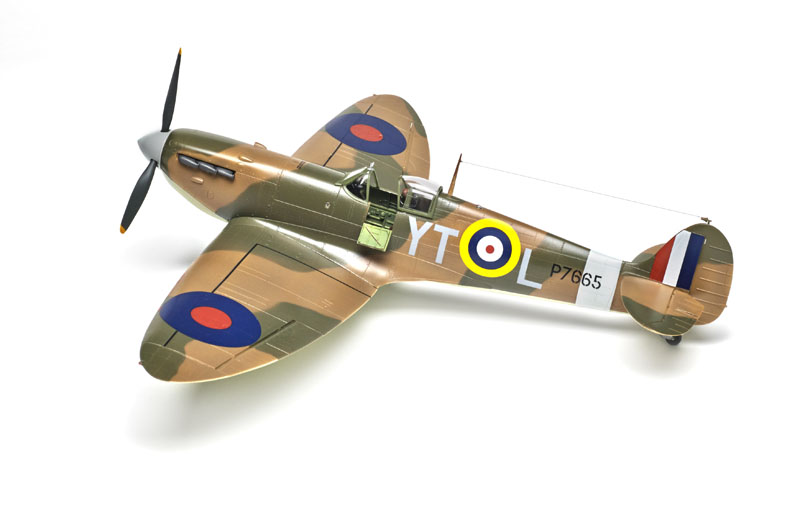 FSM-WB0115_Revell_Spitfire_MkIIa_05