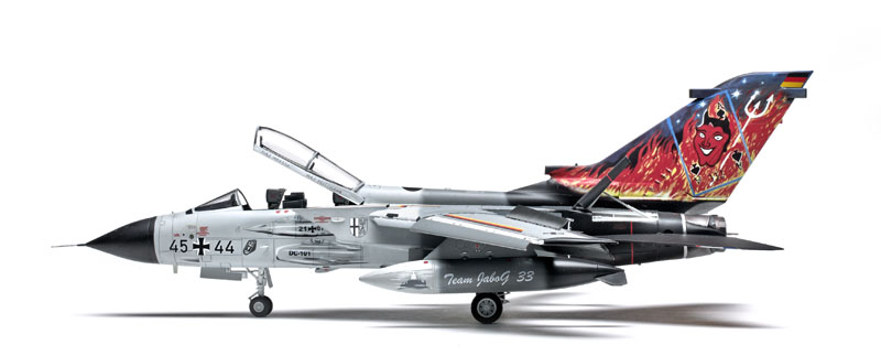 FSM-WB0215_Revell_Tornado_07