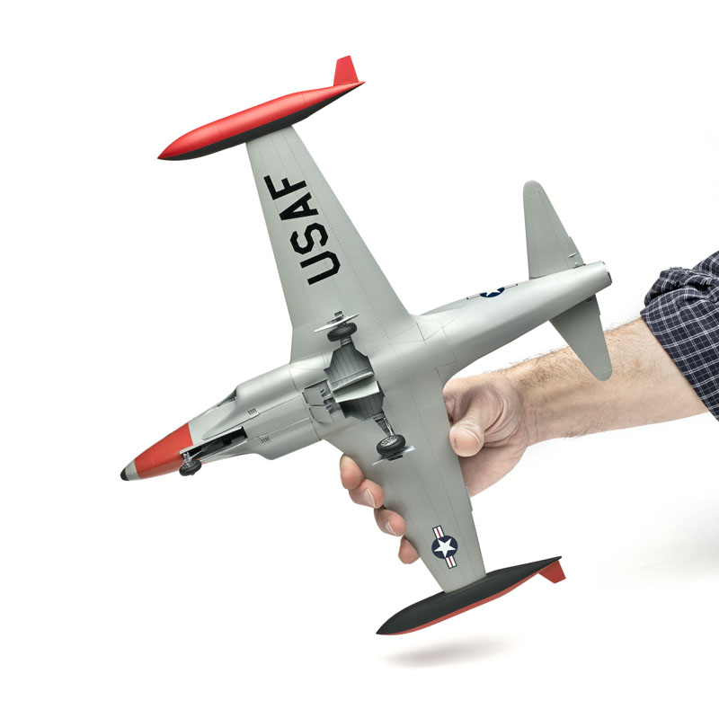 航空機・ヘリコプター Lockheed T-33A Shooting Star 1/32 航空機・ヘリコプター Lockheed T-33A Shooting Star 1/32 Czech