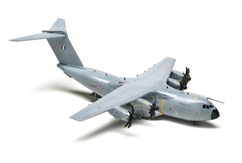 【未組立】Revell Airbus A400M grizzly 1/75 Amazon.com: Revell RV03822 03822 Airbus A400M Atlas RAF 1:72
