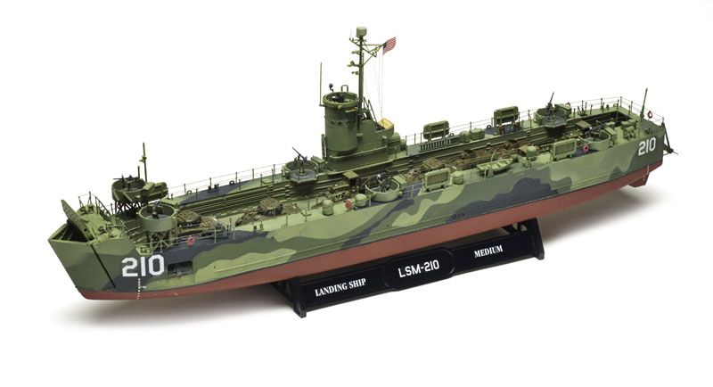 FSM-WB0515_RevellGermany_LSM_02