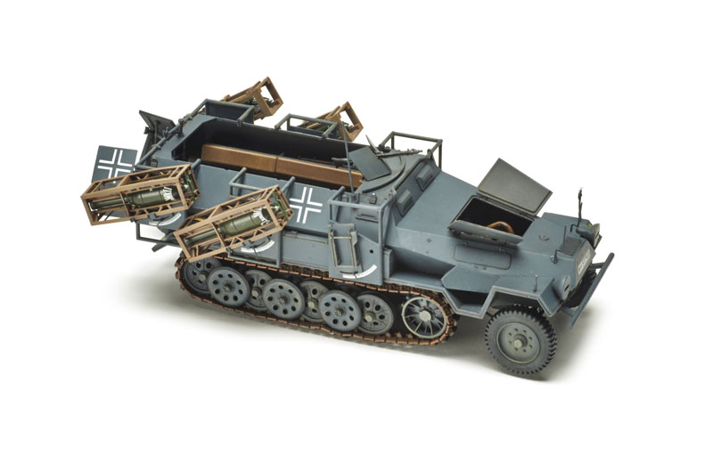 FSM-WB0515_Zvezda__SdKfz251_02