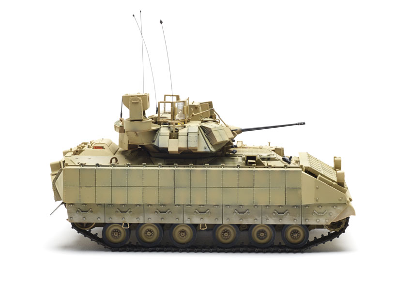 FSM-WB0715_Orochi_Bradley_01