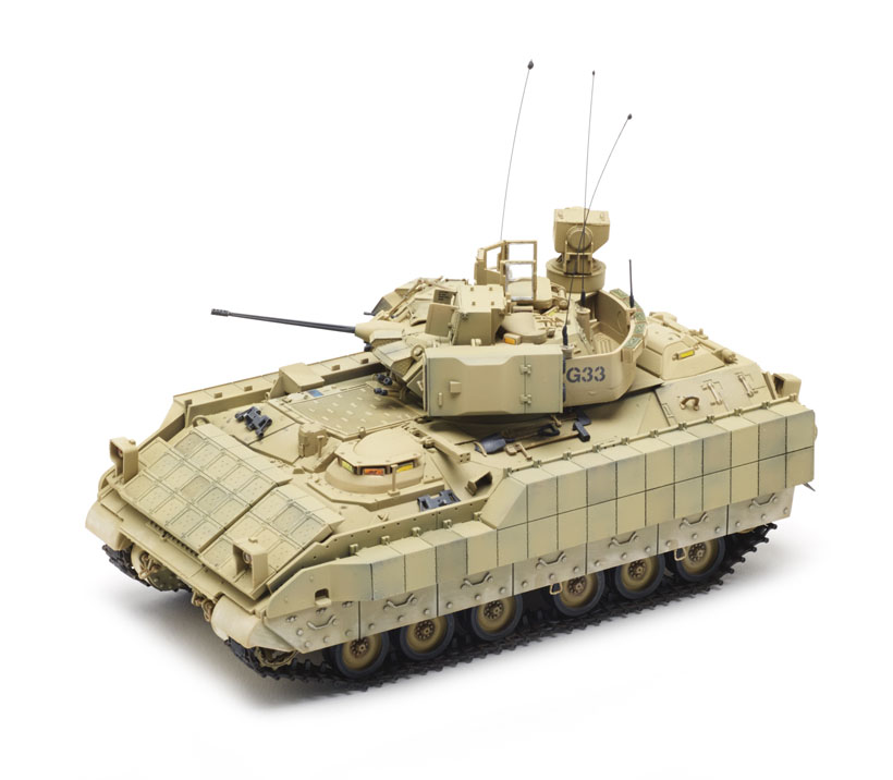 FSM-WB0715_Orochi_Bradley_03