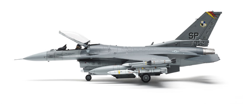 Tamiya F-16CJ Fighting Falcon | Finescale Modeler Magazine
