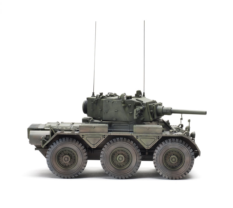 FSM-WB0915_Dragon_Saladin_01