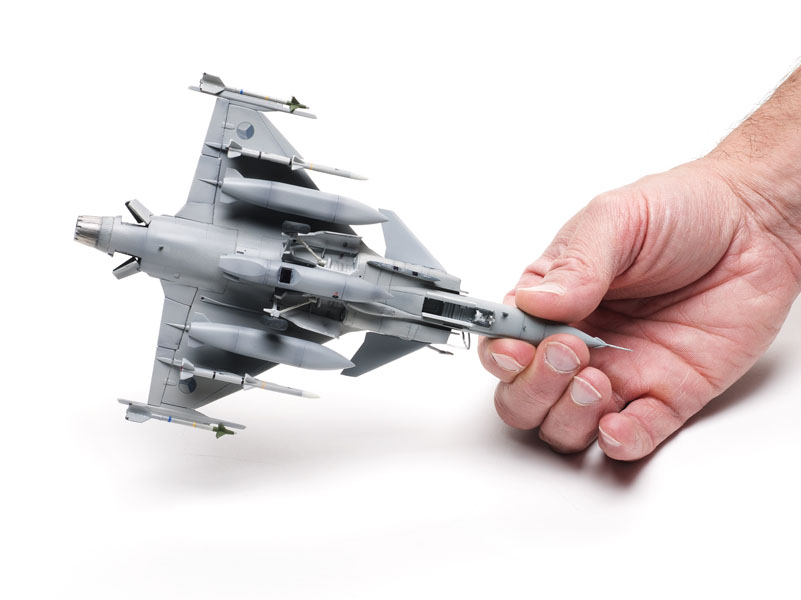 FSM-WB0915_Revell_Gripen_05