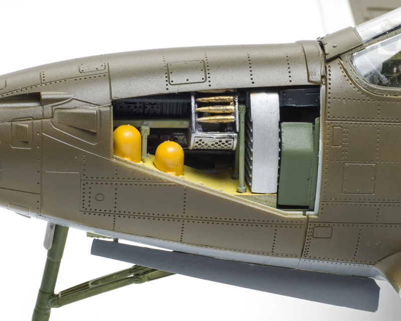 1/32 Kitty Hawk P-39Q Airacobra Plastic Model Kit - Squadron.com