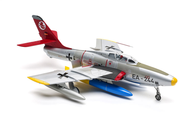 FSMWB0916_Tanmodel_RF84_Thunderflash_01