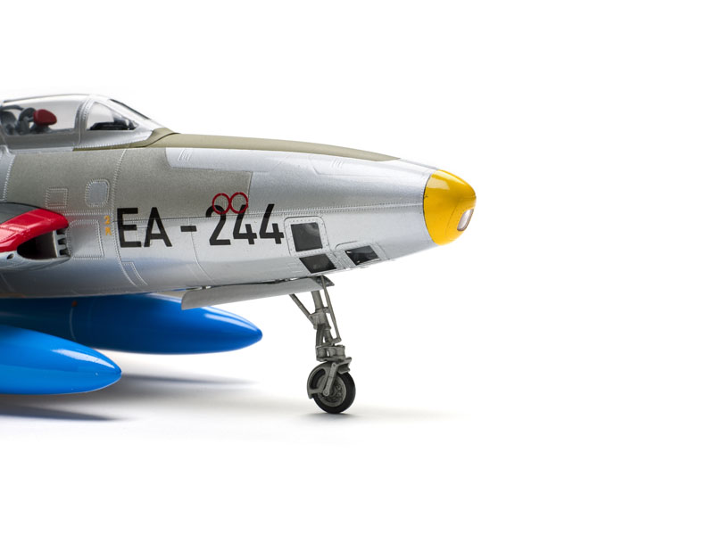 FSMWB0916_Tanmodel_RF84_Thunderflash_07