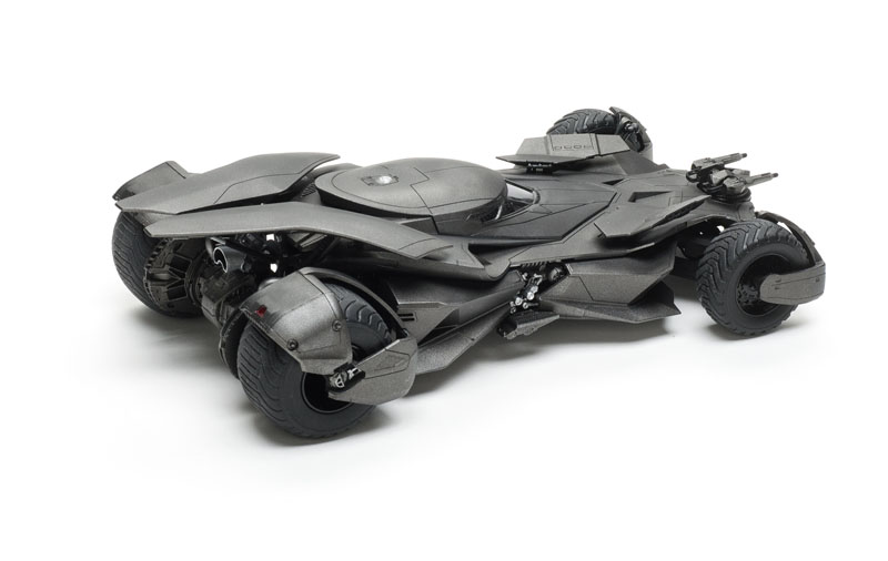 Superman Dawn of Justice Batmobile 1:25 Scale Model Kit Moebius Models Batman v 