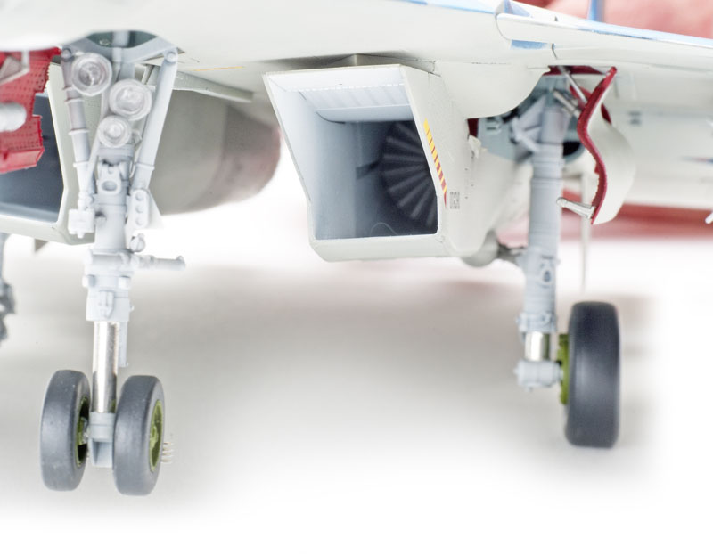 FSMWB1216_Kinetic_Su33_09