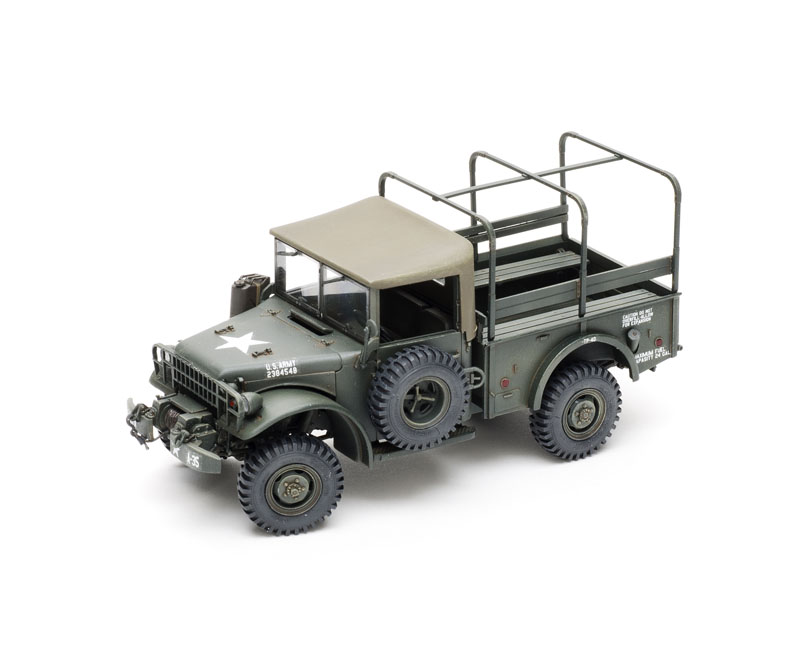 Land Roden 806 Dodge M37 US Army 3/4 ton 4x4 Military US cargo 