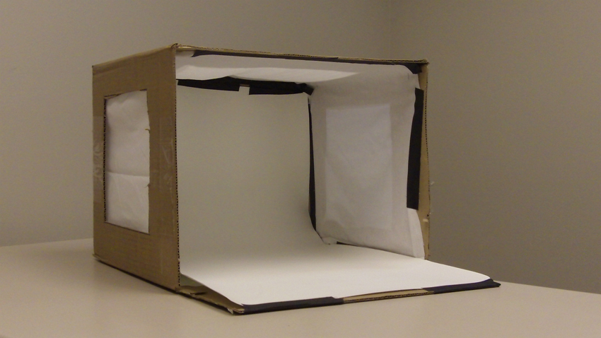 Build an affordable light box | Finescale Modeler Magazine