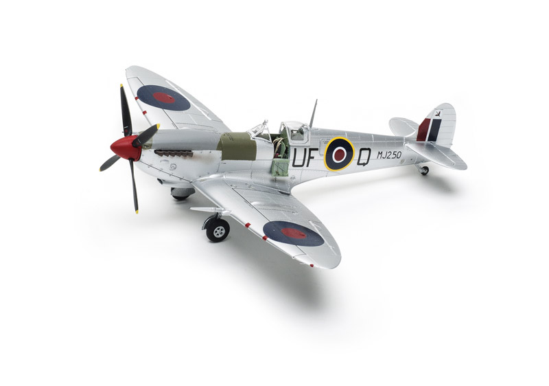 FSMWB0217_Eduard_Spitfire_MklX_03