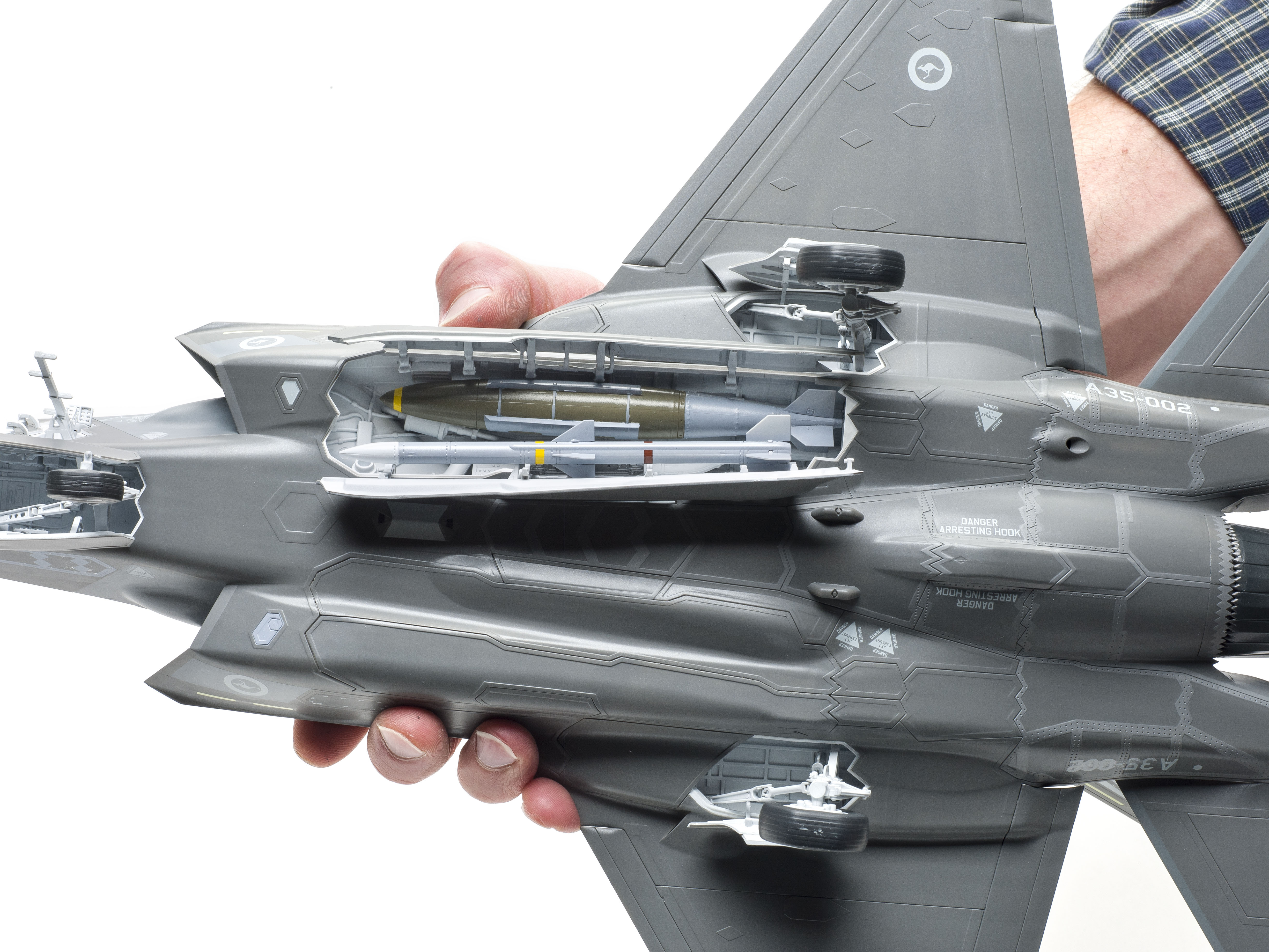 FSMWB0917_Italeri_F35_Lightning_06