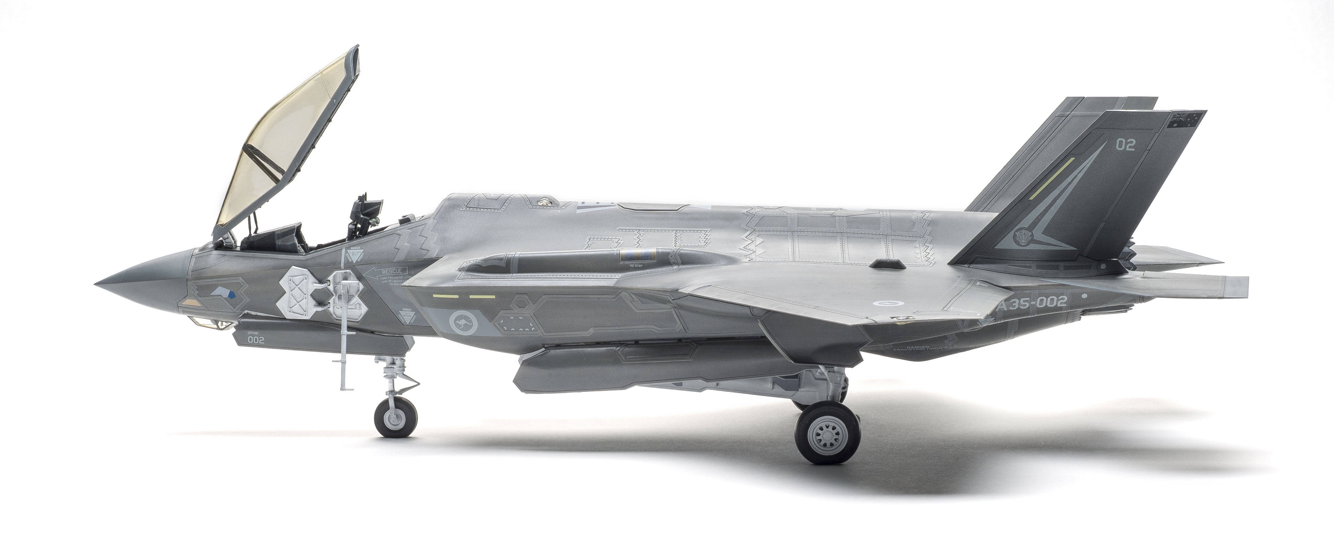 FSMWB0917_Italeri_F35_Lightning_07