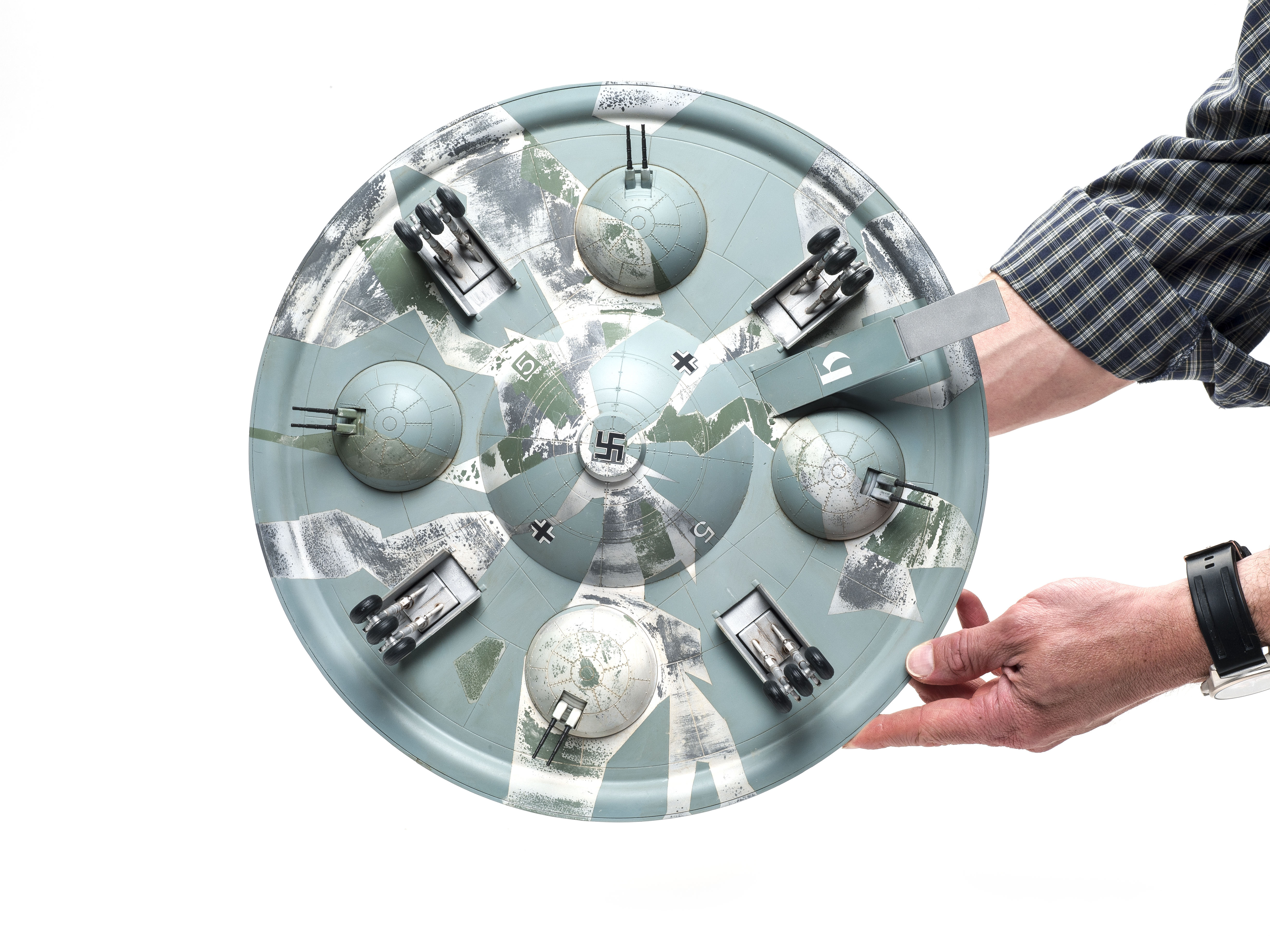 FSMWB0917_Squadron_Haunebu_04