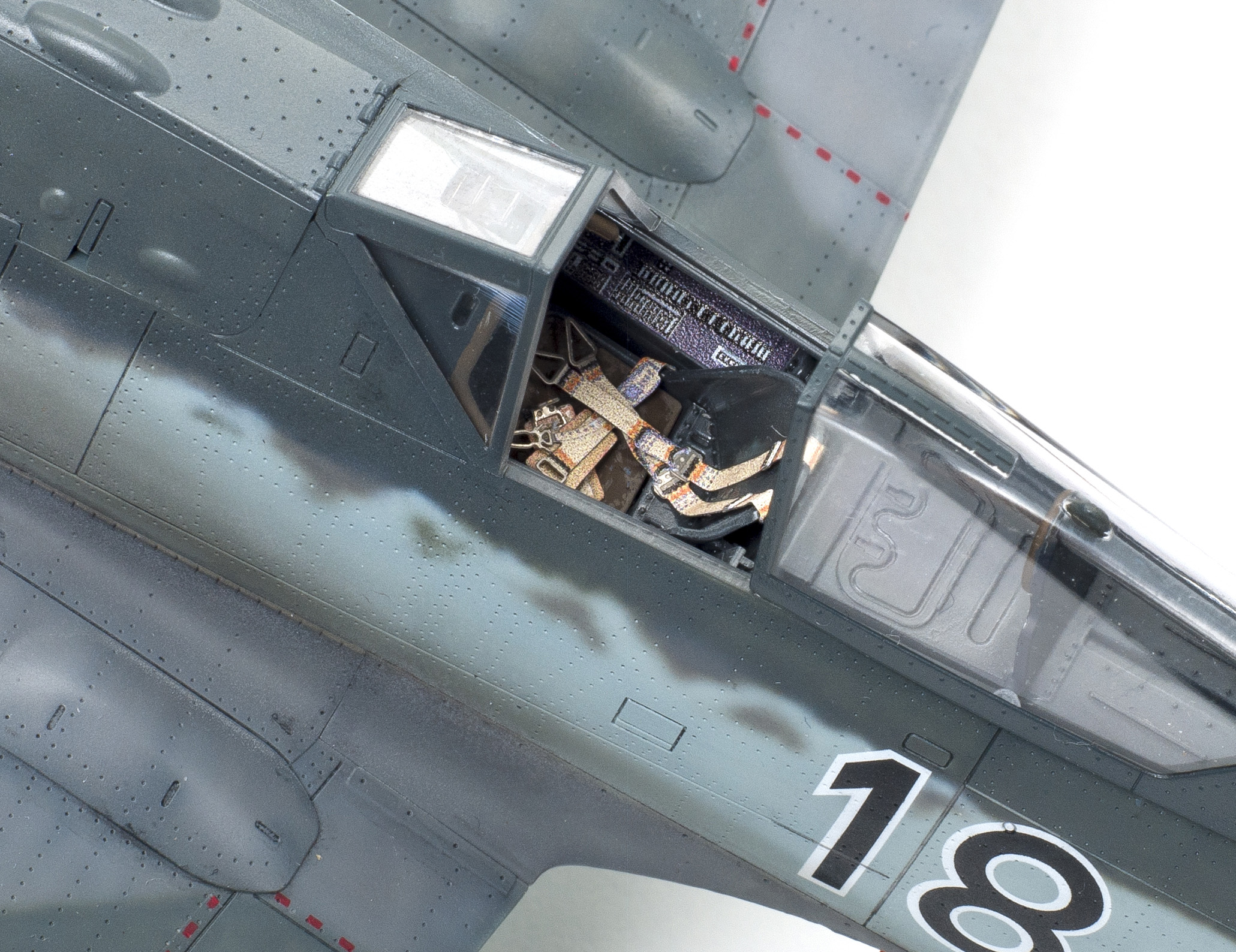 FSMWB0418_Eduard_FW190_07