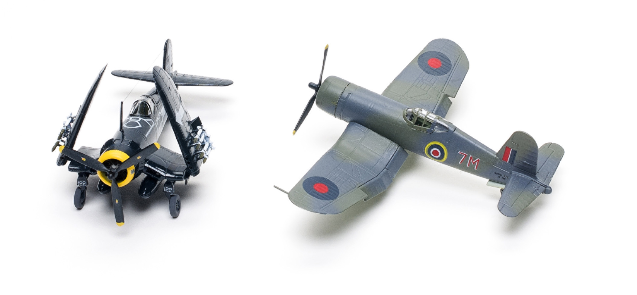 FSMWB1218_AFVClub_F4U_Corsairs_04