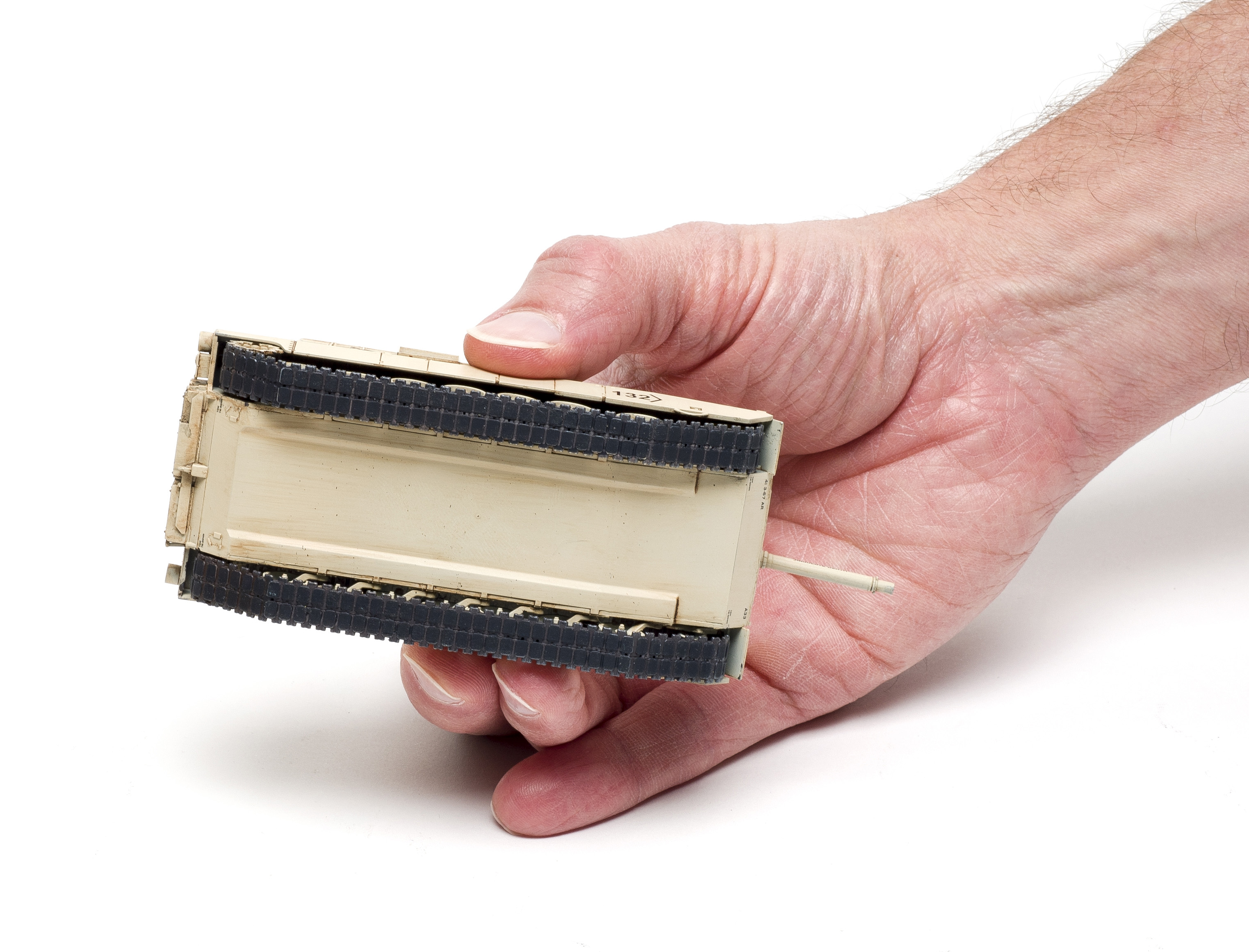 FSMWB0118_FlyHawk_Abrams_05