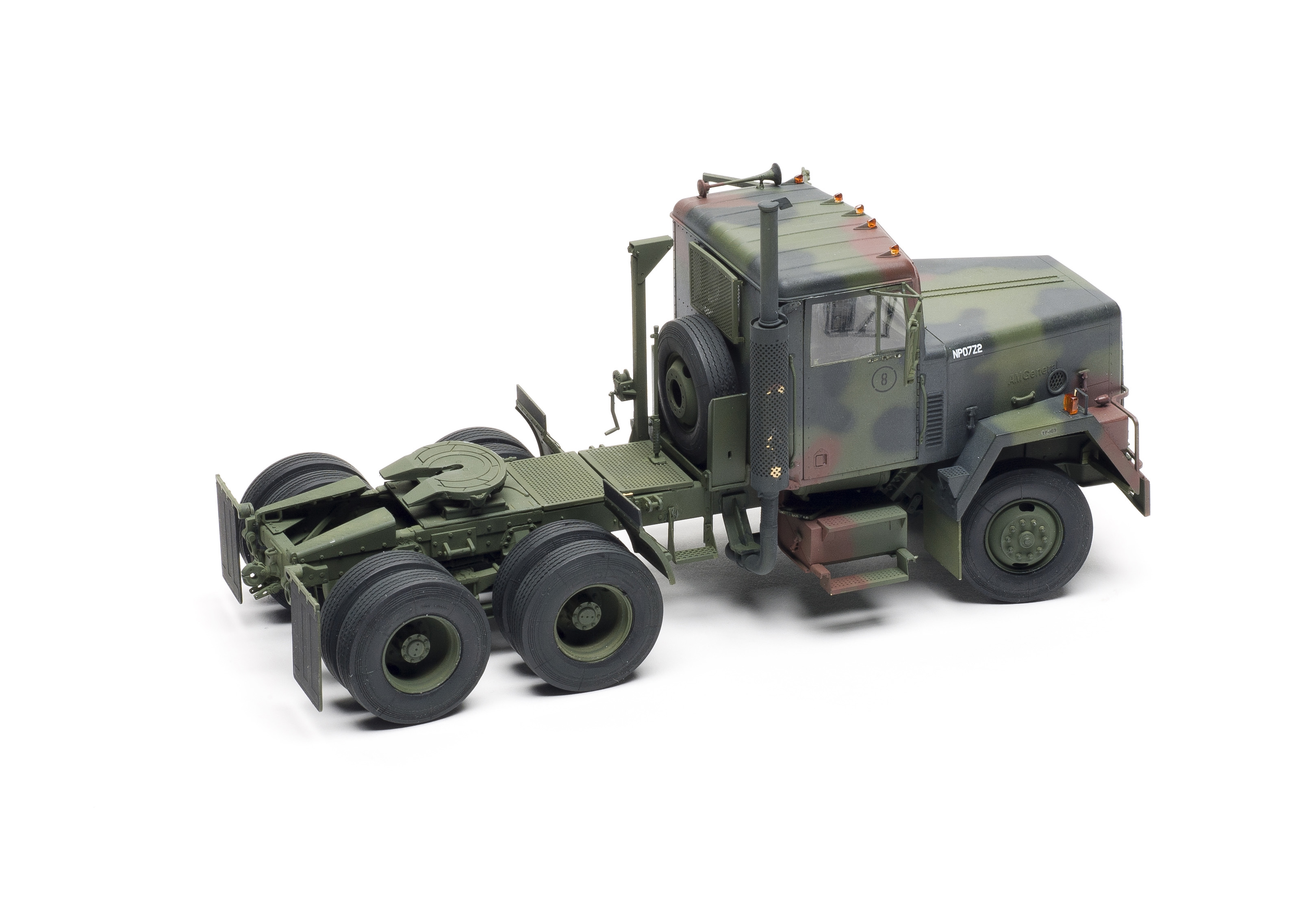 FSMWB0118_Trumpeter_M915_01