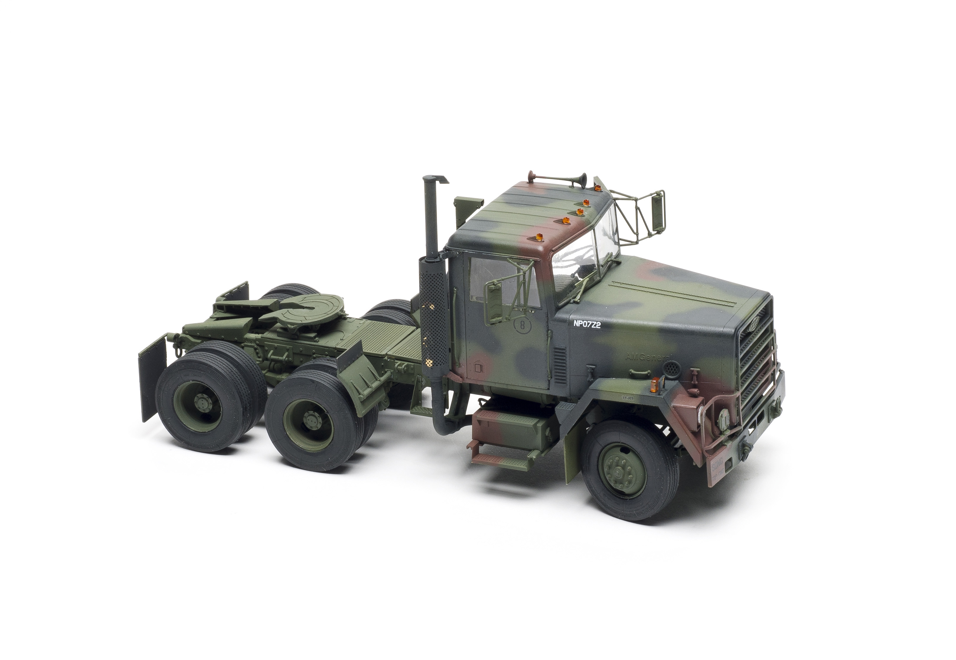 FSMWB0118_Trumpeter_M915_02