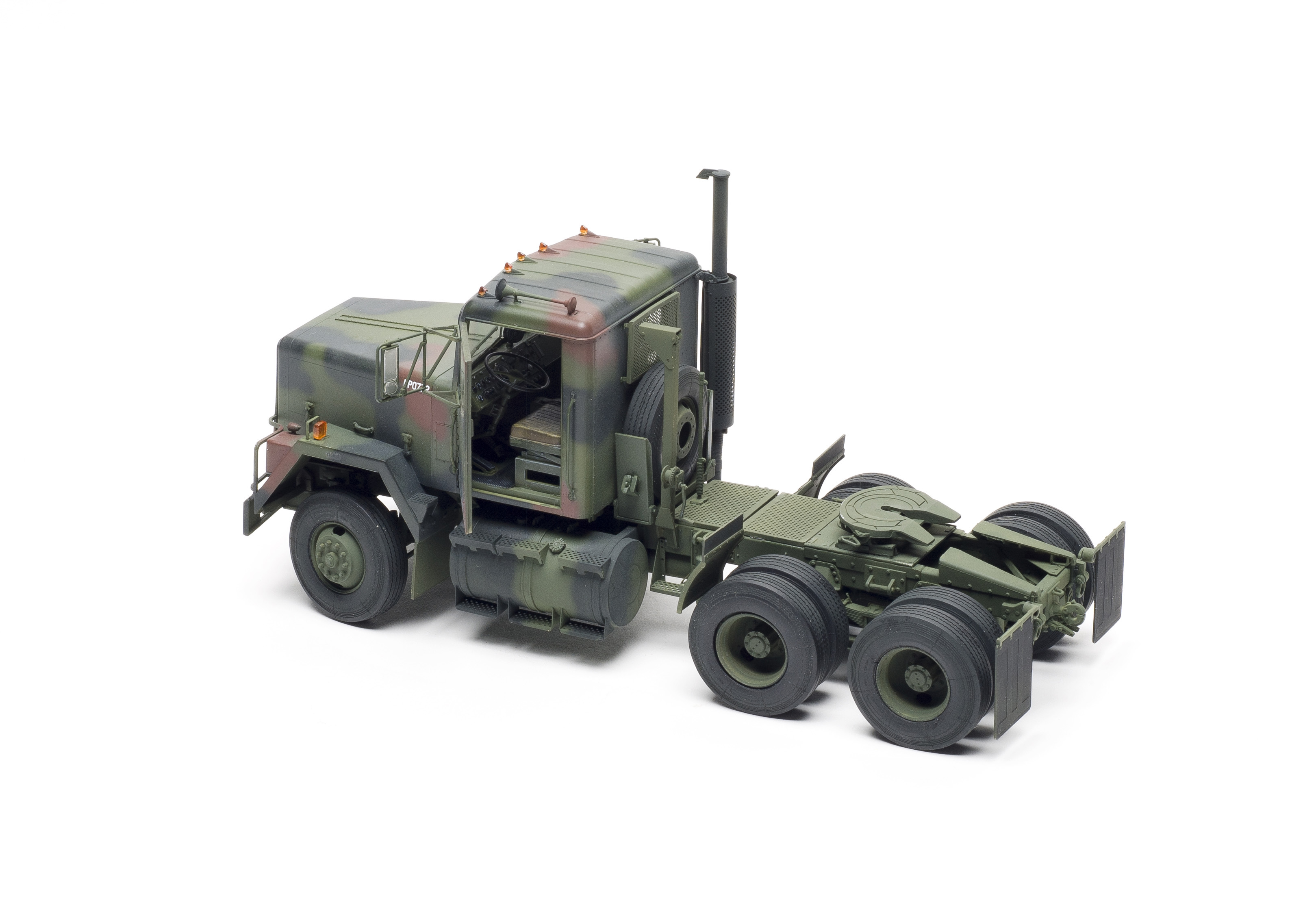 FSMWB0118_Trumpeter_M915_04