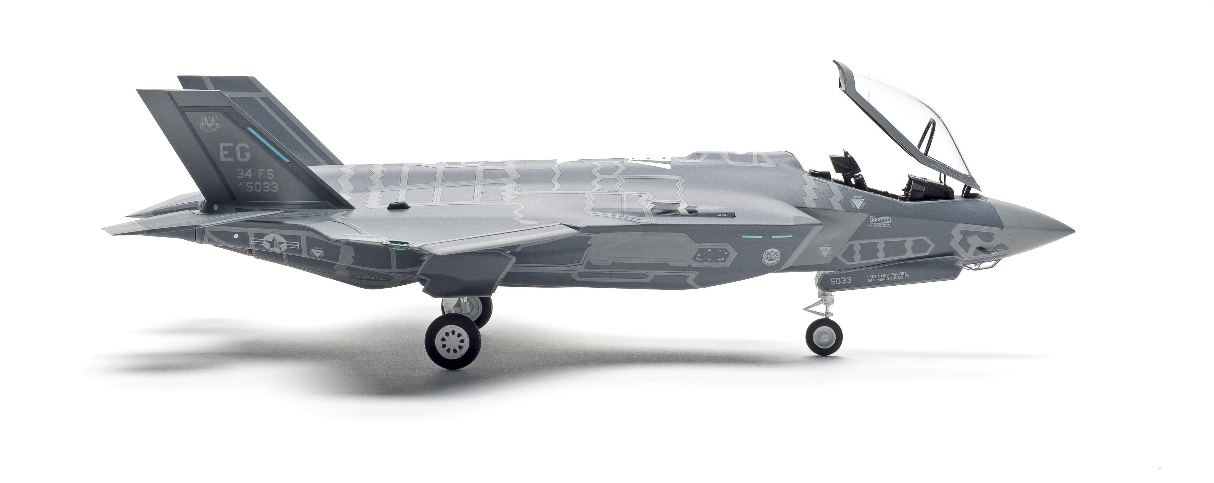 FSMWB0318_Meng_F35A_Lightning_06