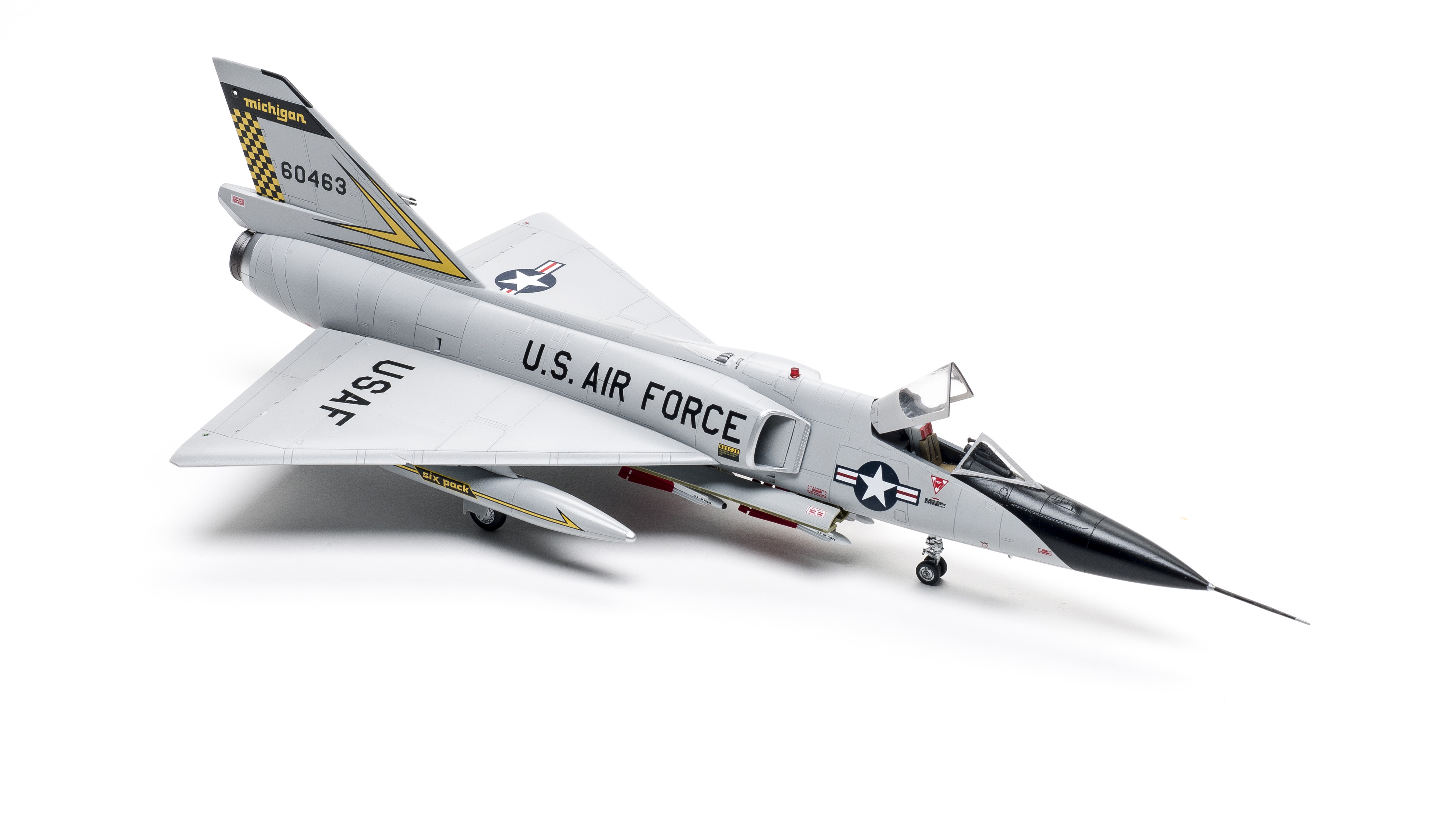 FSMWB0318_Trumpeter_F106A_Delta_Dart_03